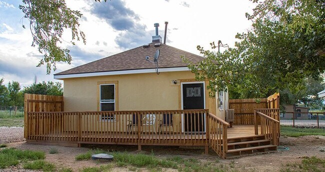 Building Photo - 407 N Robinson Ave