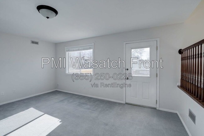 Building Photo - 794 E Savannah Ct