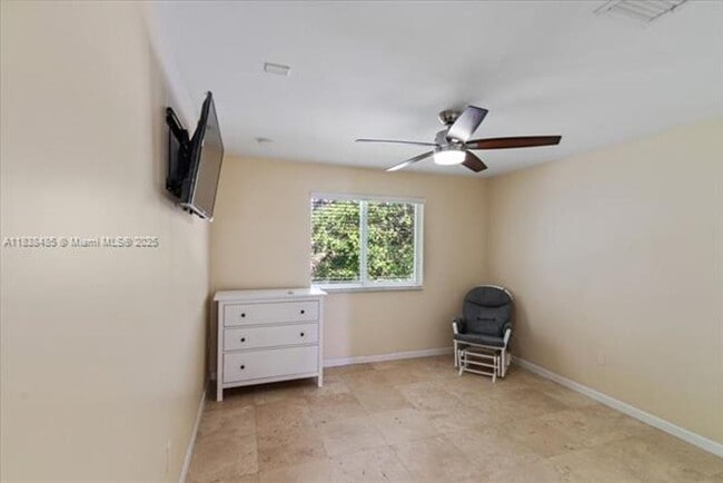 Building Photo - 5776 SW 166th Ct