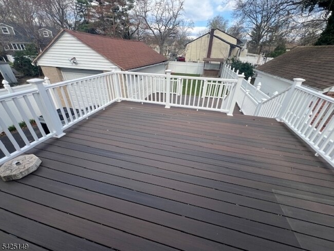 Building Photo - 81 S Maple Ave