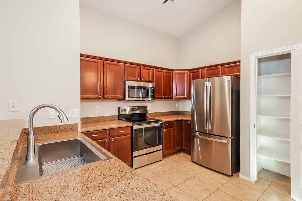 Building Photo - 22333 E Via Del Rancho Rd