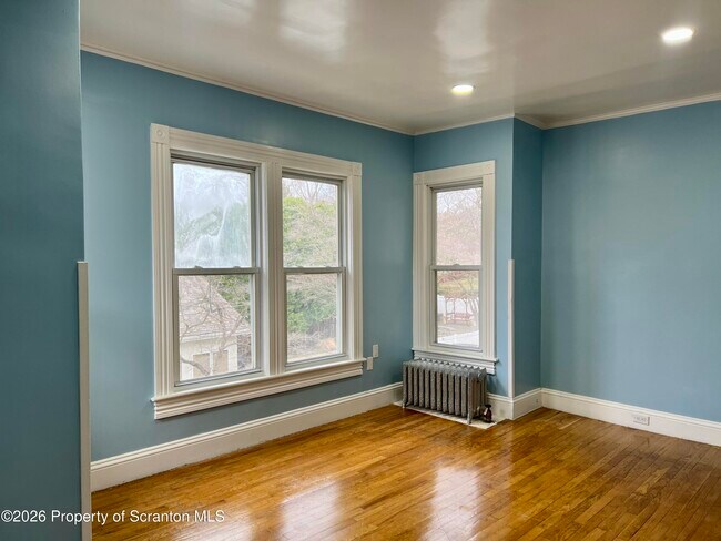 Building Photo - 1528 Wyoming Ave