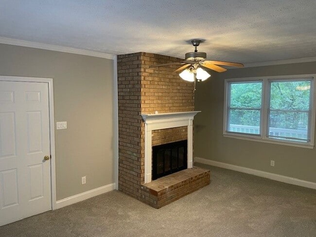 Building Photo - 705 Georgia Ave