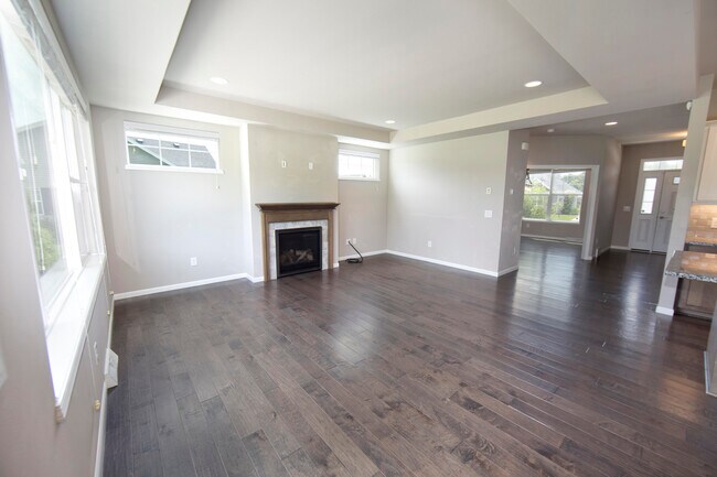 Building Photo - 7850 W Mourning Dove Ln