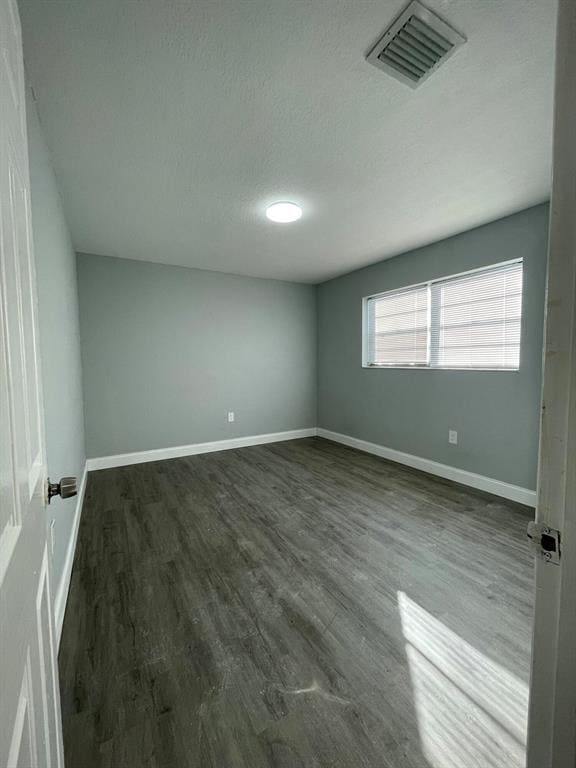 Building Photo - Southeast 7th Street, Hallandale Beach, FL 33009 - 1 BR 1 BA condo