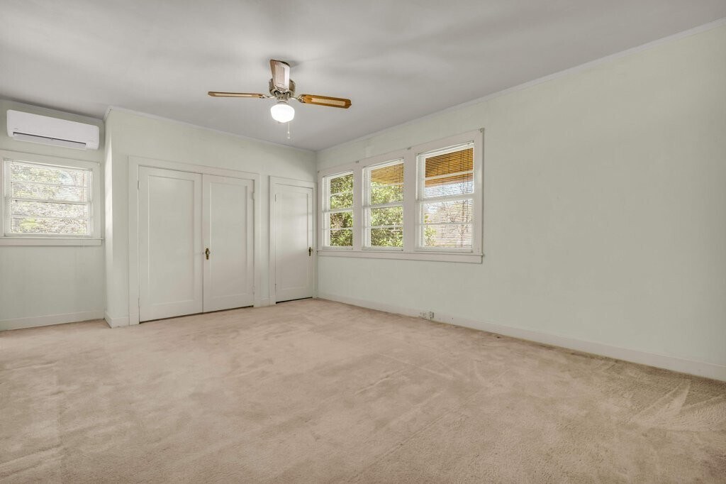 Building Photo - 1111 12th St N