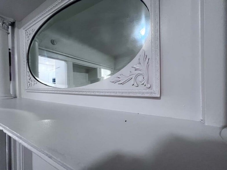 Building Photo - 1301 Adeline St