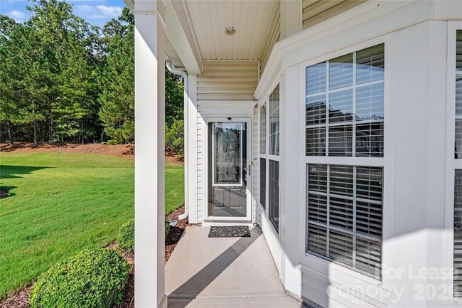 Building Photo - 9009 Smokey Hill Ln