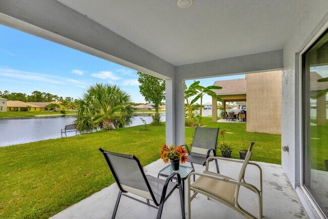 Building Photo - 9709 Starboard Dr