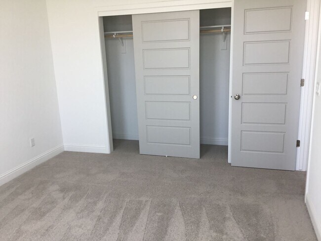 Building Photo - Lennar Home at Riverstone