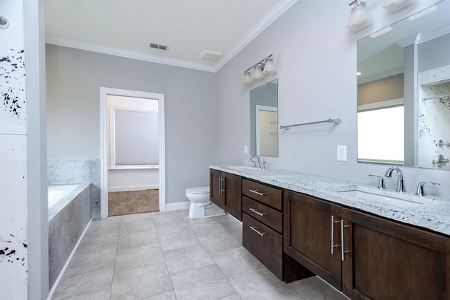Building Photo - 514 Sapphire Dr