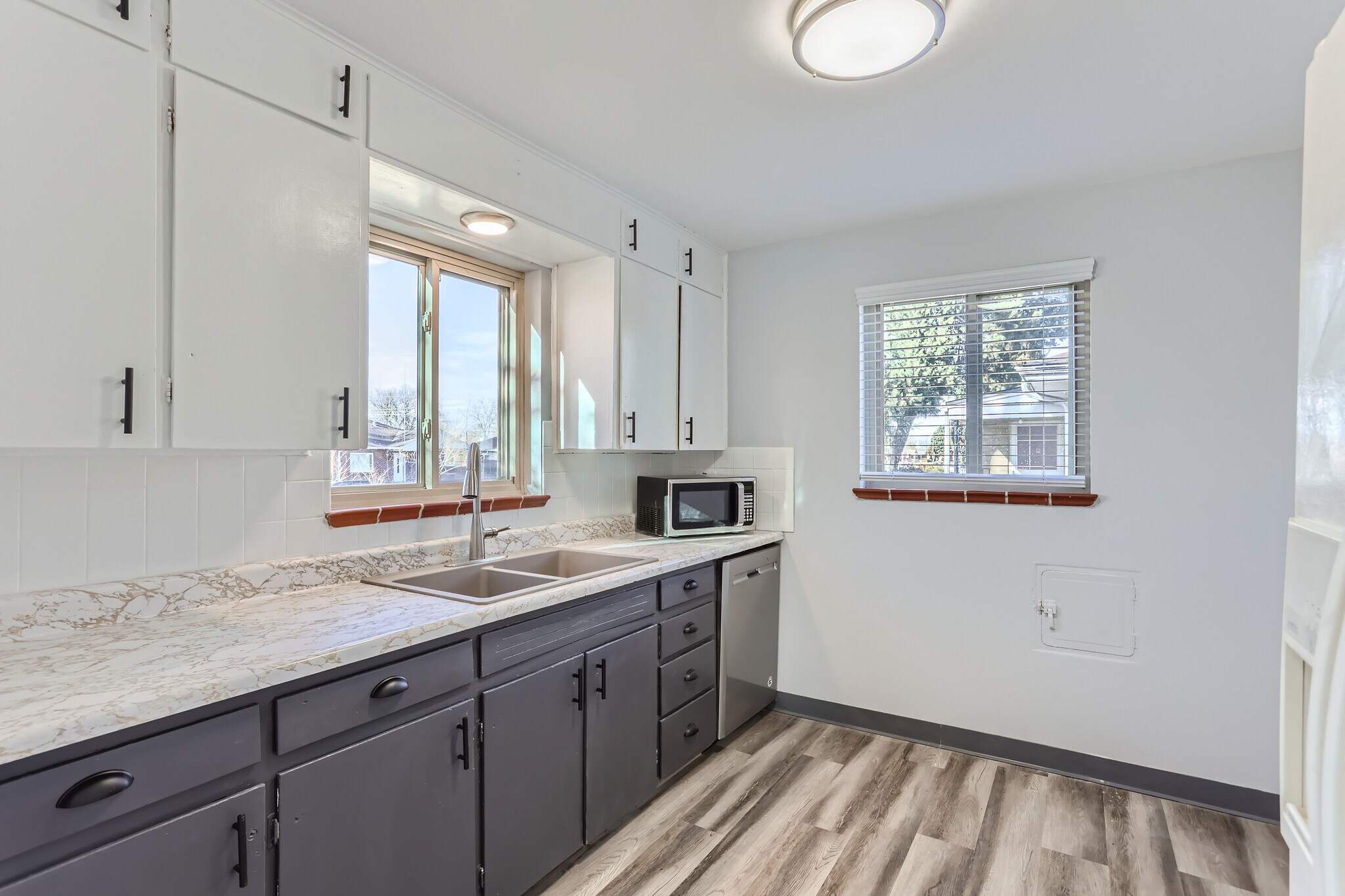 Building Photo - 3264 Niagara St