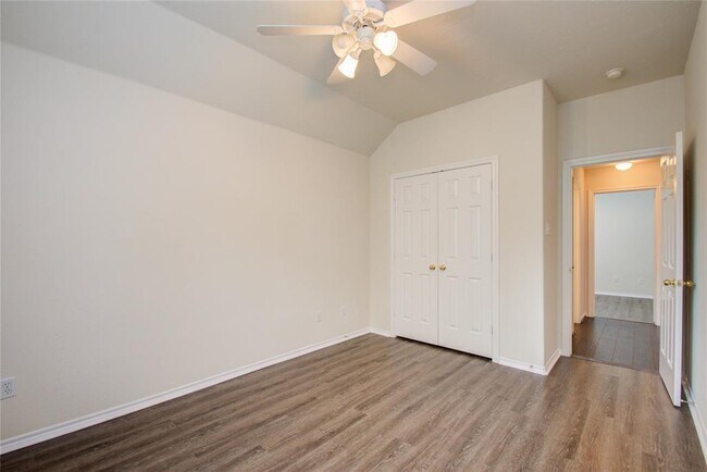 Building Photo - 5715 Afton Ridge Ln