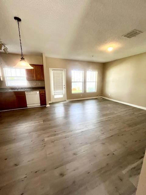 Building Photo - 2070 Cypress Bay Blvd