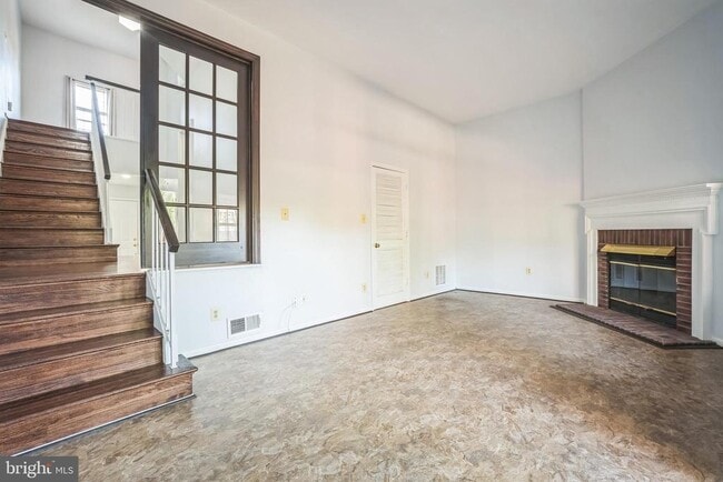 Building Photo - 44022 Gala Cir