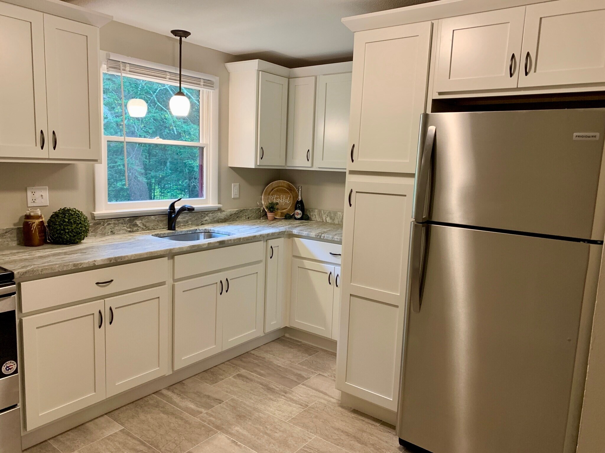 Building Photo - 62 Cisar Rd