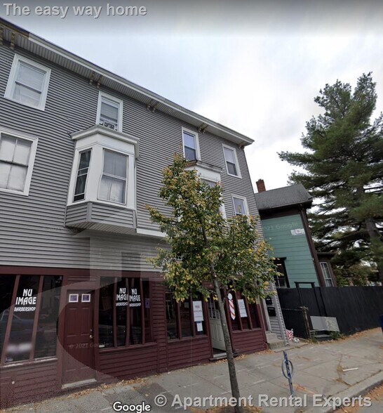 Building Photo - 100 River St