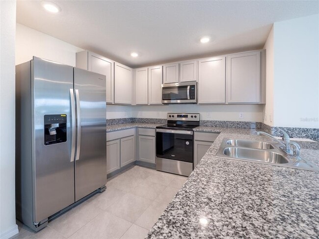 Building Photo - 3820 Mannered Gold Ave