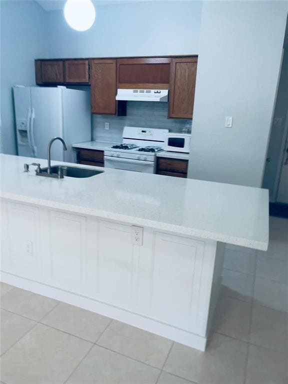 Building Photo - 631 E Country Grove Cir