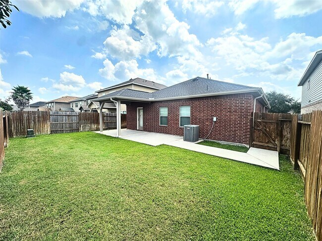 Building Photo - 8218 Nagy Hill St