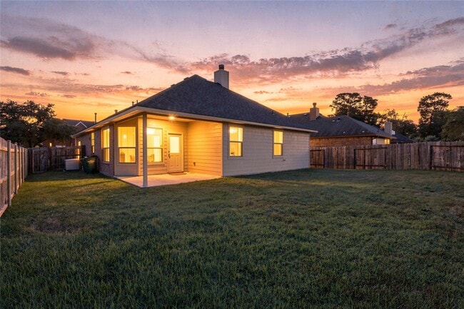 Building Photo - 506 Carson Ridge Dr