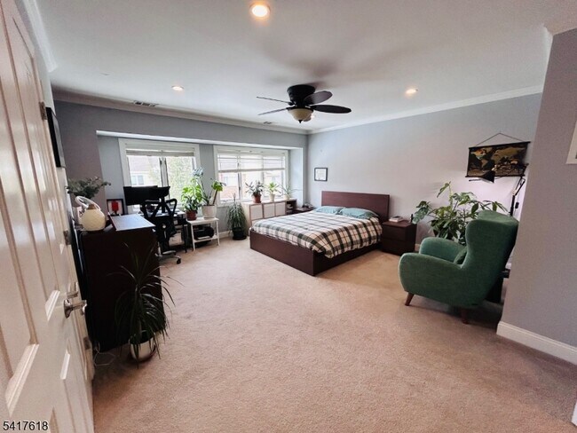 Building Photo - 75 Derby Ct