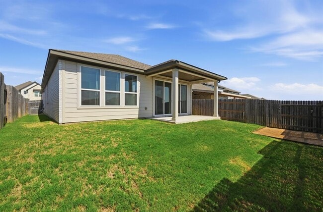 Building Photo - 13101 Brave Tenderfoot Trl