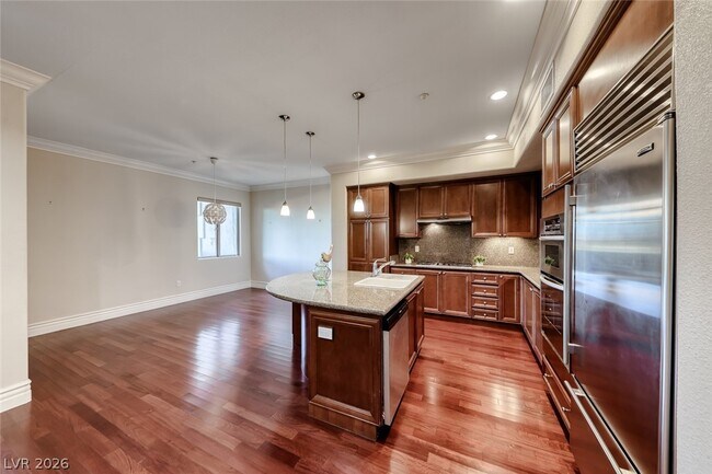 Building Photo - 20 Via Mantova