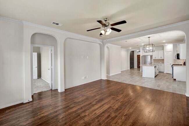 Building Photo - 6711 Hall of Fame Blvd