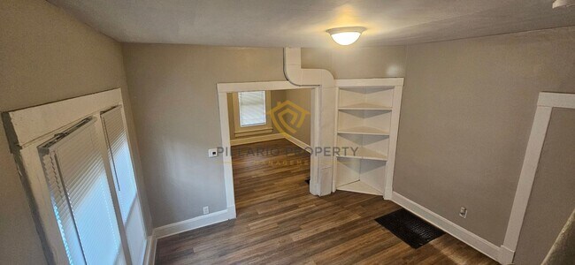 Building Photo - 3329-3331 Boulevard Place