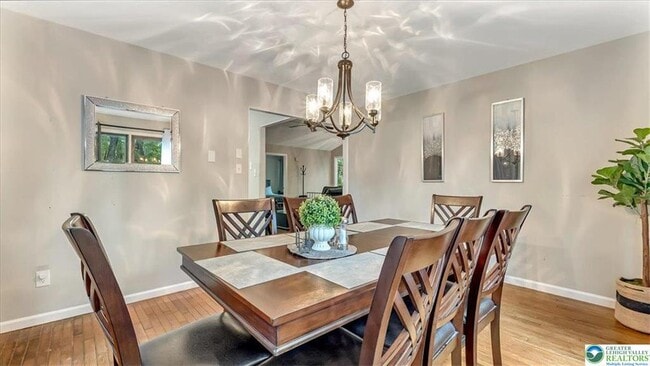 Building Photo - 115 White Oak Ct