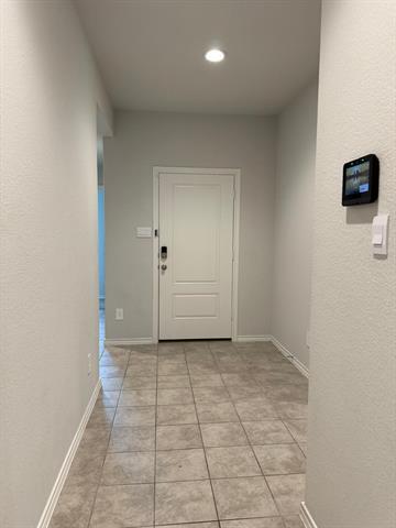 Building Photo - 112 Piping Rock Dr