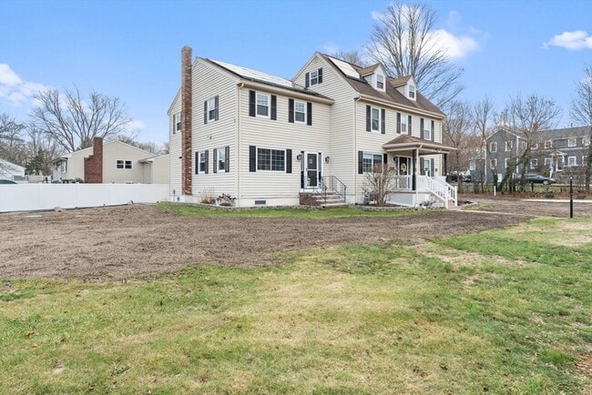 Building Photo - 70 W High St