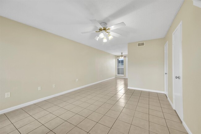 Building Photo - 250 El Dorado Blvd