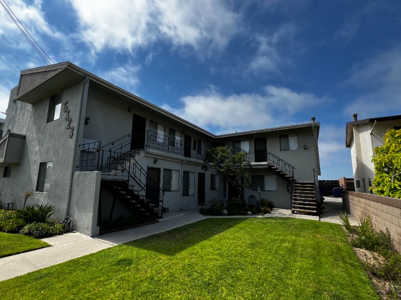 Building Photo - 5323 Ruby St