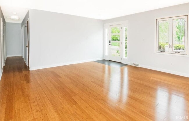 Building Photo - 1416 E Clairmont Pl