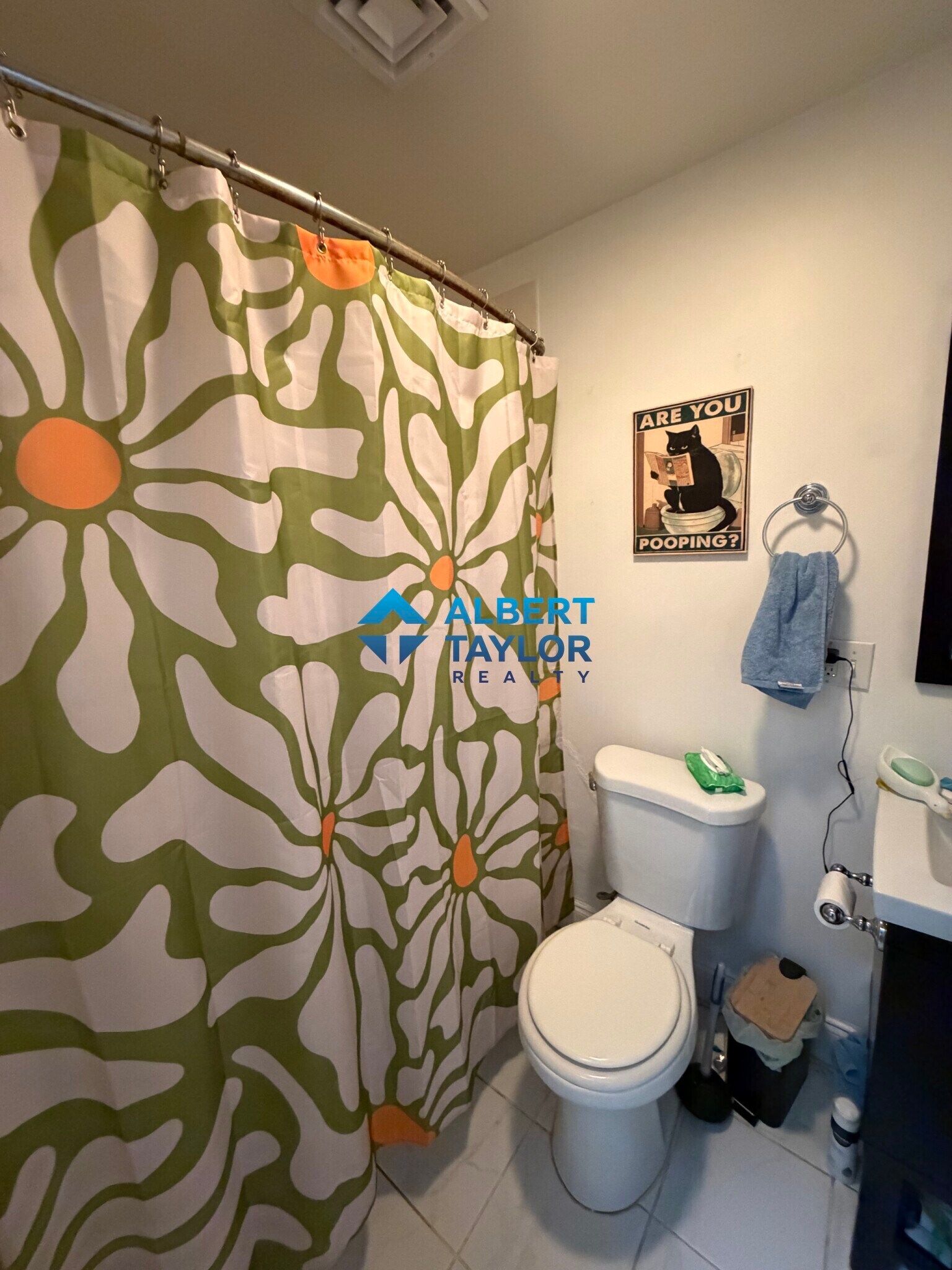 Building Photo - 243 Northampton St