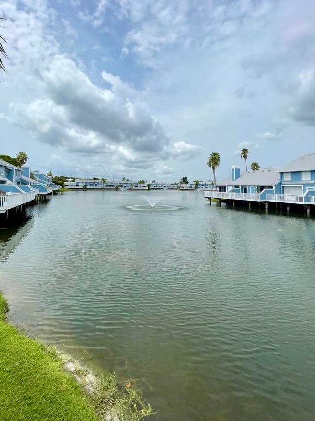 Building Photo - 505 Ocean Dunes Cir