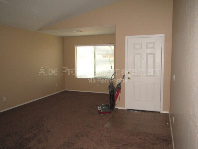 Building Photo - 18671 N Madison Rd