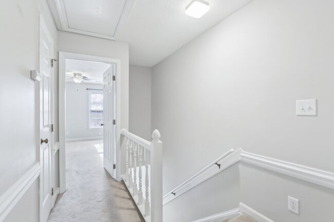 Building Photo - 4523 Hamptonshire Dr