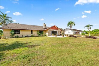 Building Photo - 22100 SW 194th Ave