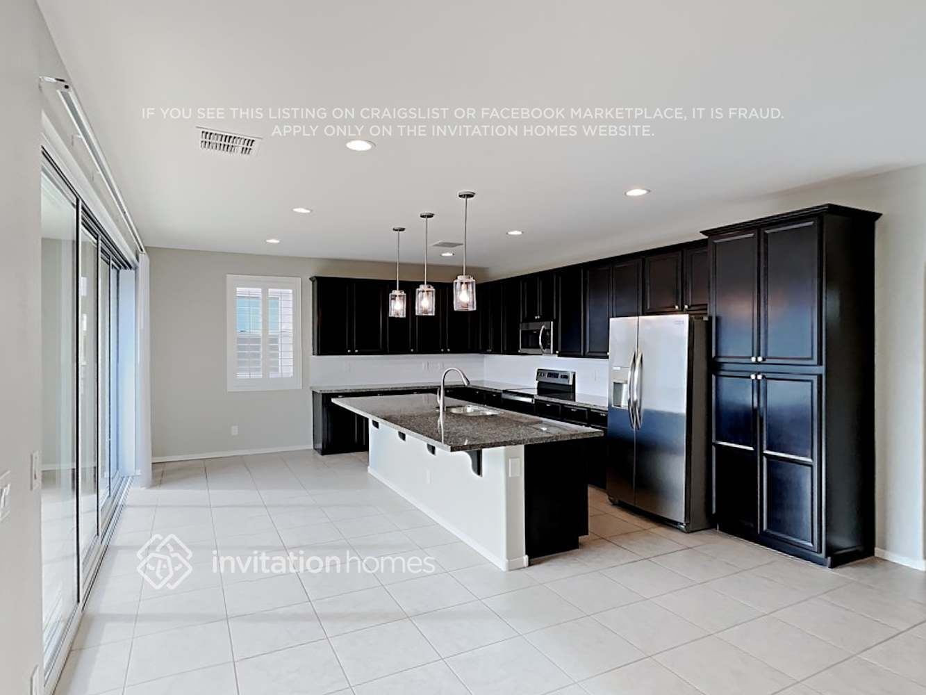 Building Photo - 4282 E Toledo St