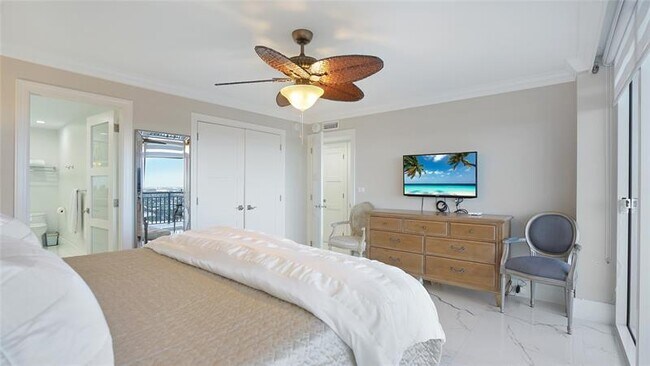 Building Photo - 4280 Galt Ocean Dr