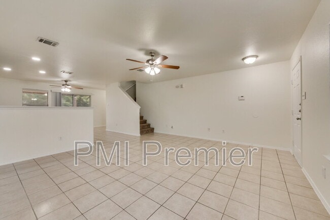 Building Photo - 1161 Condor Dr