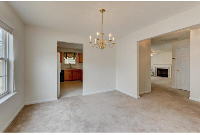 Building Photo - 4 Ledgerock Way