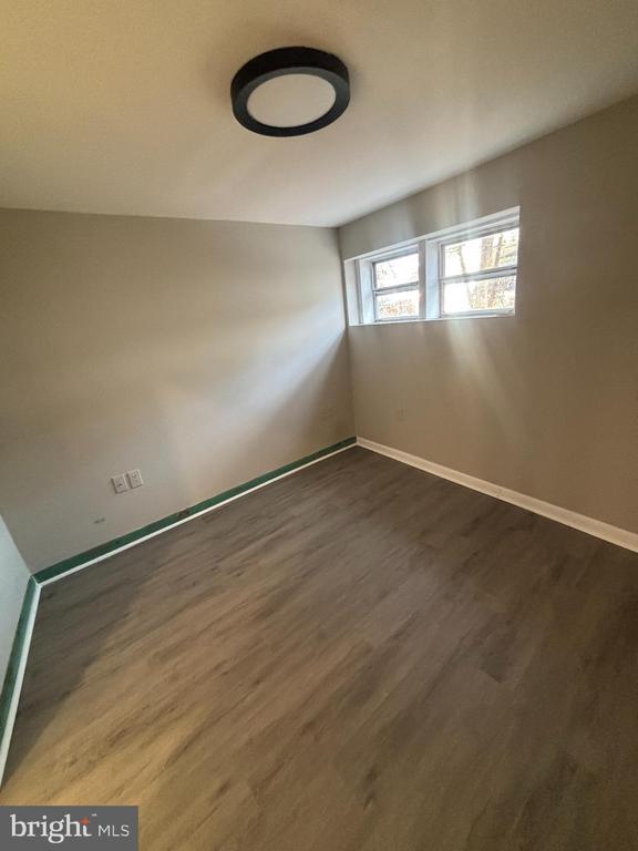 Building Photo - 624 Poplar St