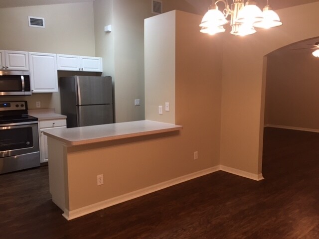 Building Photo - 7902 49th Ave E