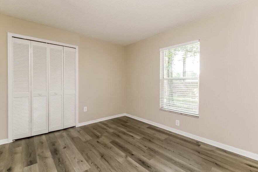 Building Photo - 28246 Tall Grass Dr