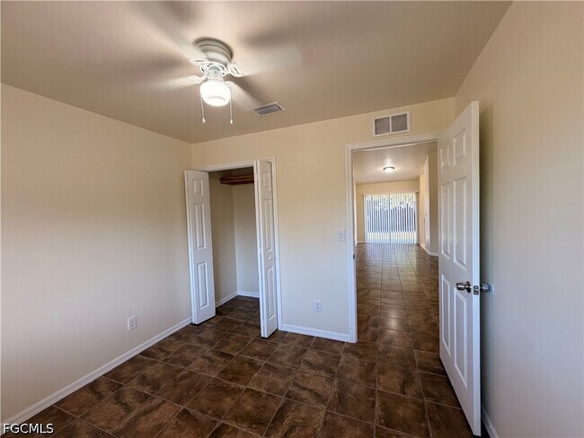 Building Photo - 762 Gallo Ave S