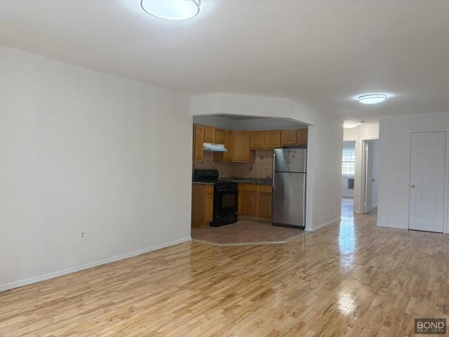 Primary Photo - 4 bedroom in Brooklyn NY 11203